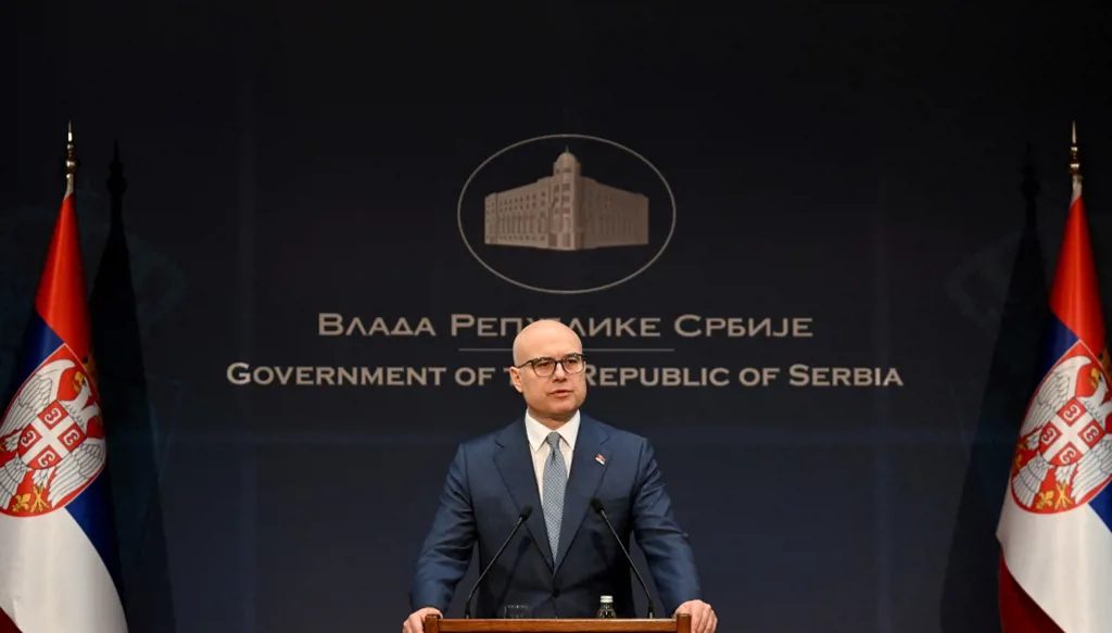 بعد 3 أشهر من الاحتجاجات ضدّ الفساد.. رئيس وزراء صربيا يعلن استقالته