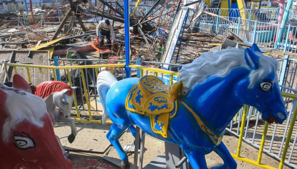 5 عند الخامسة: رسالة إلى لبنان... عمليات التبادل مستمرة وظاهرة تثير الرعب!