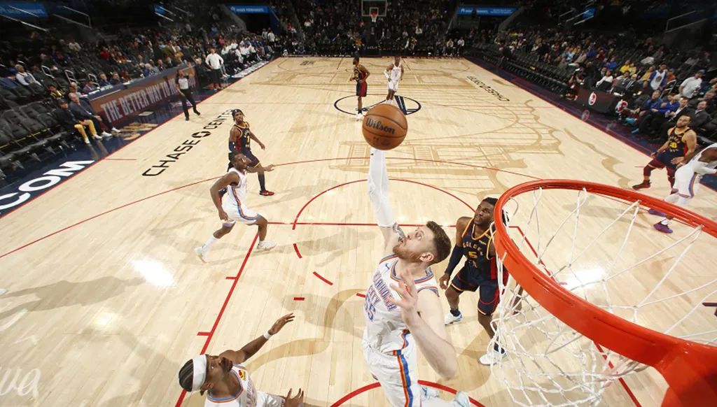 سيلفر يفتح النقاش حول تقليص مدة المباريات في NBA