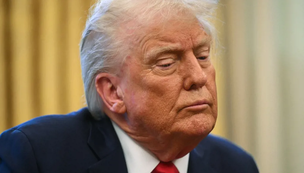 ترامب هزّ أميركا والعالم في أسبوعين