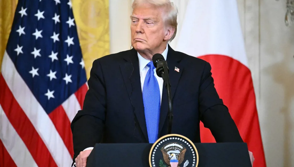 قصة ترامب ومصاصات الشرب الورقية... قرار تنفيذي جديد