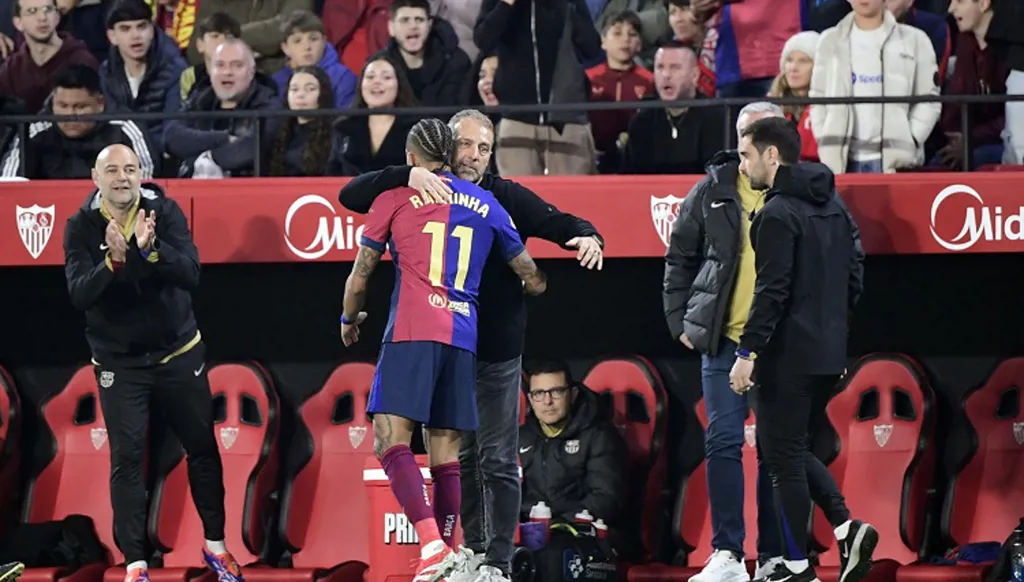 فليك ممتن للاعبي برشلونة