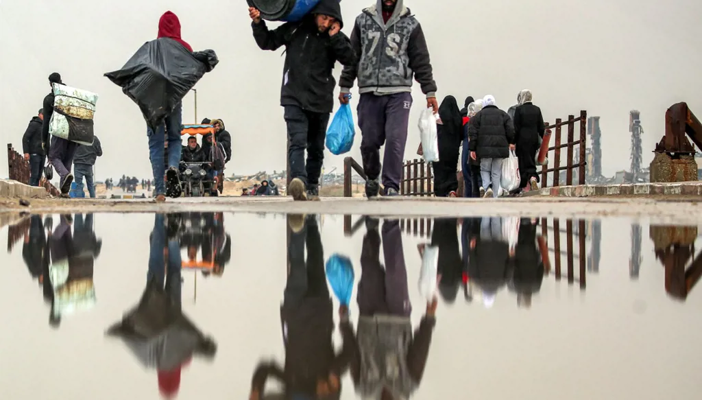 ترامب يتوعّد حماس بـ"الجحيم" إذا لم تفرج عن "جميع الرهائن"