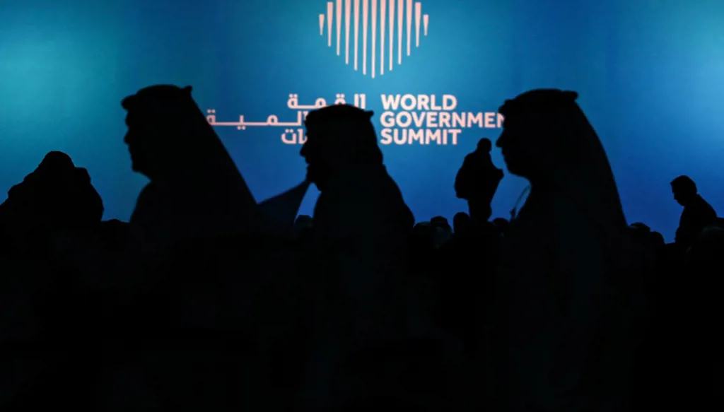 مع ختام "القمة العالمية للحكومات"... بن زايد يشكر المساهمين بإنجاح "هذا التجمع الدولي الاستثنائي"