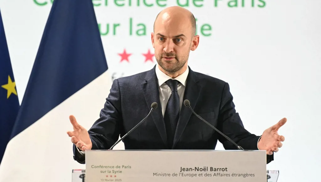 تقديم حل فرنسي من اجل انسحاب اسرائيلي كامل من لبنان... ماذا يتضمن؟