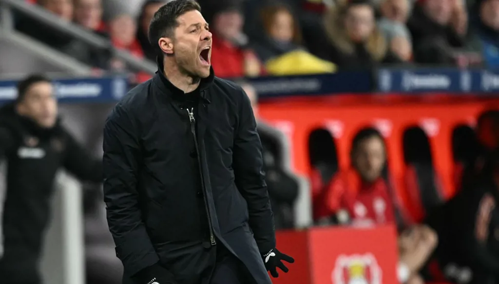 ألونسو يفسر تعادل ليفركوزن أمام بايرن ميونيخ