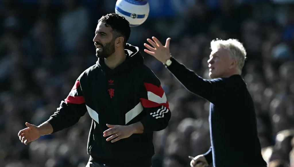 مانشستر يونايتد يخطط لتقديم 100 مليون يورو لضم مدافع برشلونة