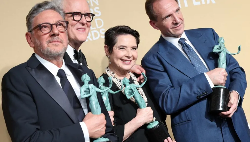 "كونكلايف" يفوز بالمكافأة الرئيسية في احتفال توزيع جوائز نقابة ممثلي الشاشة