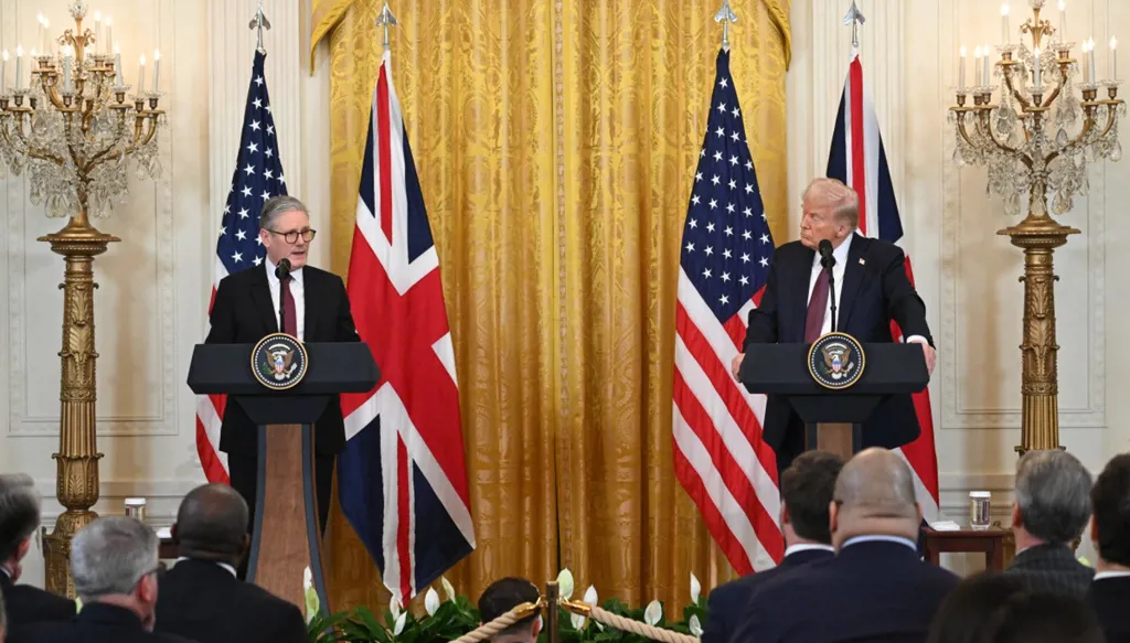 ترامب يلتقي ستارمر: اتفاق وقف النار في أوكرانيا سيحصل قريبا أو لن يحصل أبدا