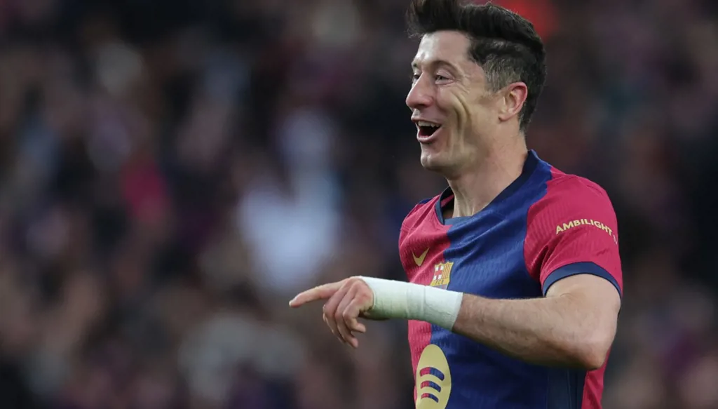 ليفاندوفسكي يواجه خصمه المفضل في دوري أبطال أوروبا