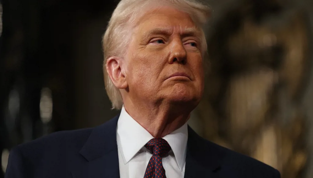 بالفيديو - طرد نائب ديموقراطي أثناء كلمة ترامب في الكونغرس