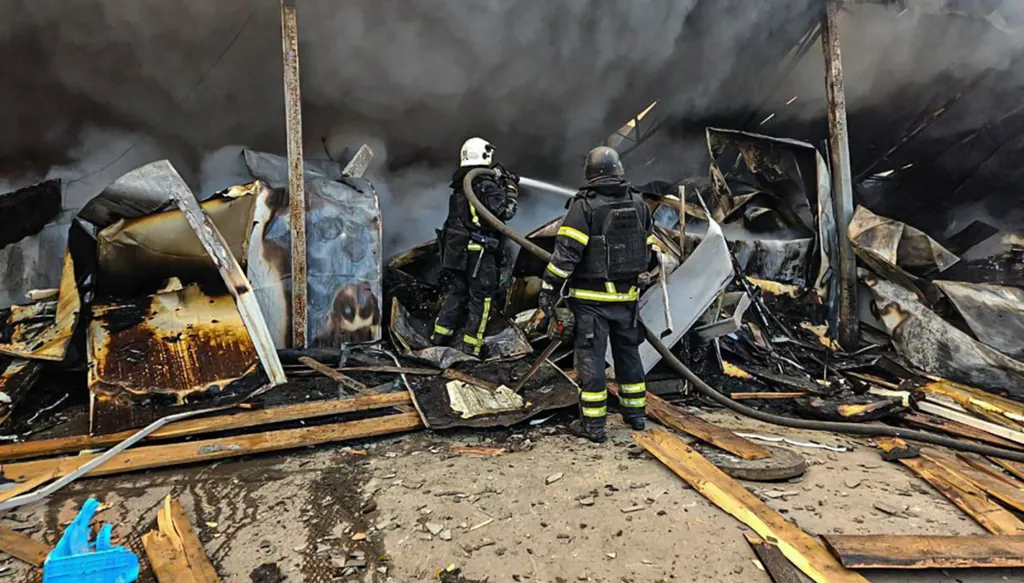 12 قتيلاً جراء غارات روسية في شرق أوكرانيا... زيلينسكي: أهداف روسيا لم تتغيّر