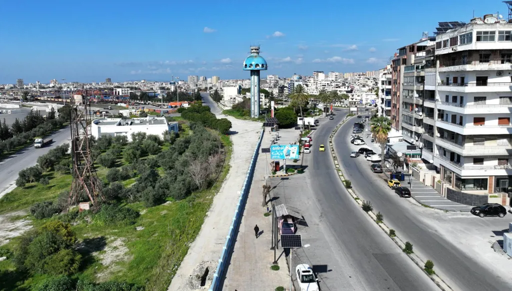 5 عند الخامسة: منطق "حزب الله"... والأحداث الأخيرة في سوريا!