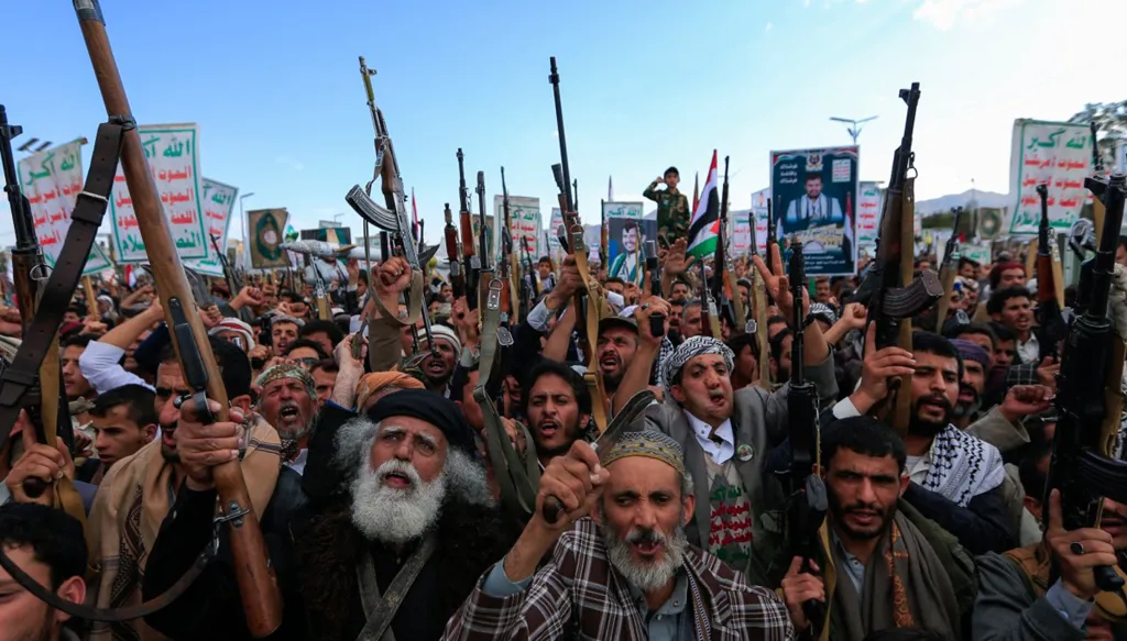 الحوثيون يتبنون إطلاق صاروخ على مطار بن غوريون... نتنياهو غادر الكنيست إلى ملجأ (فيديو)