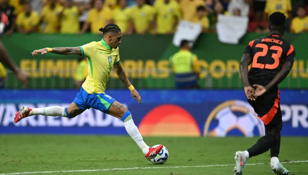 برشلونة يفتقد رافينيا وأراوخو أمام أوساسونا