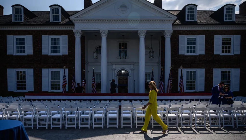 الولايات المتحدة تنهي الوضع القانوني لـ500 ألف مهاجر