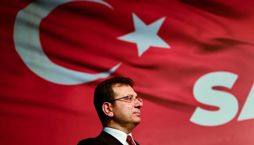  أكرم إمام أوغلو (أ ف ب)