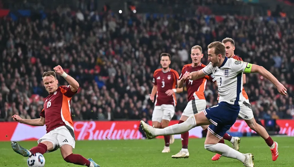 هاري كاين يطارد رقماً تاريخياً مع منتخب بلاده