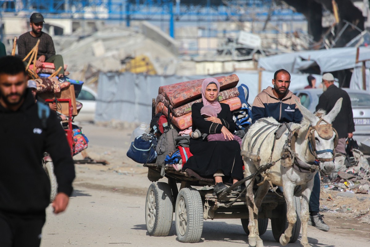 فلسطينيون في غزة. (أ ف ب)