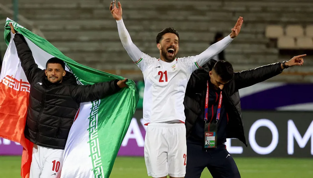 صباح "النهار الرياضي": إيران ومقاتل UFC يترقبان قرار ترامب... ميسي ورونالدو في فريق واحد؟