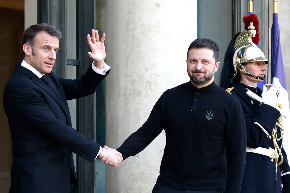 ماكرون وزيلينسكي (أ ف ب)