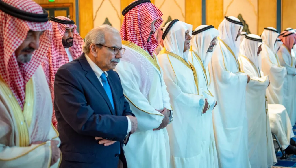 المفاوضات أو التصعيد… في الأيام الآتية؟ زيارة سلام تظهر عمق الرعاية السعودية لبنانياً