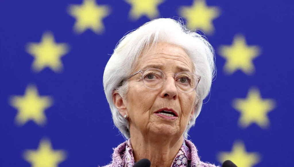 لاغارد تتحدث عن "لحظة وجودية لأوروبا"