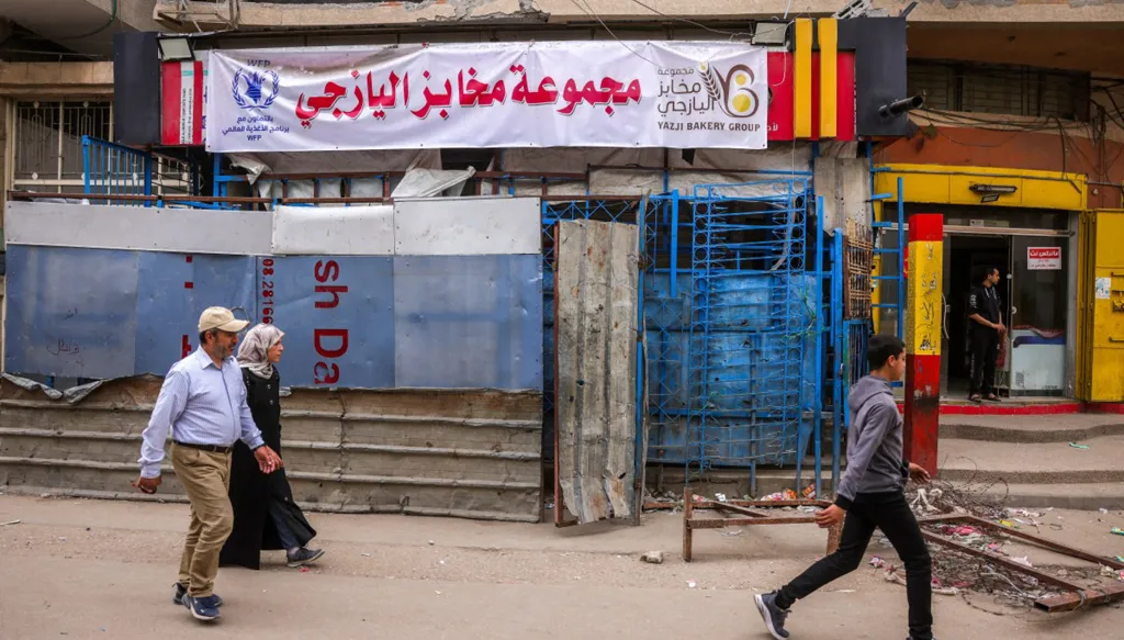 الجوع يحدق بسكان غزة مع إغلاق المخابز جراء الحصار الإسرائيلي الخانق