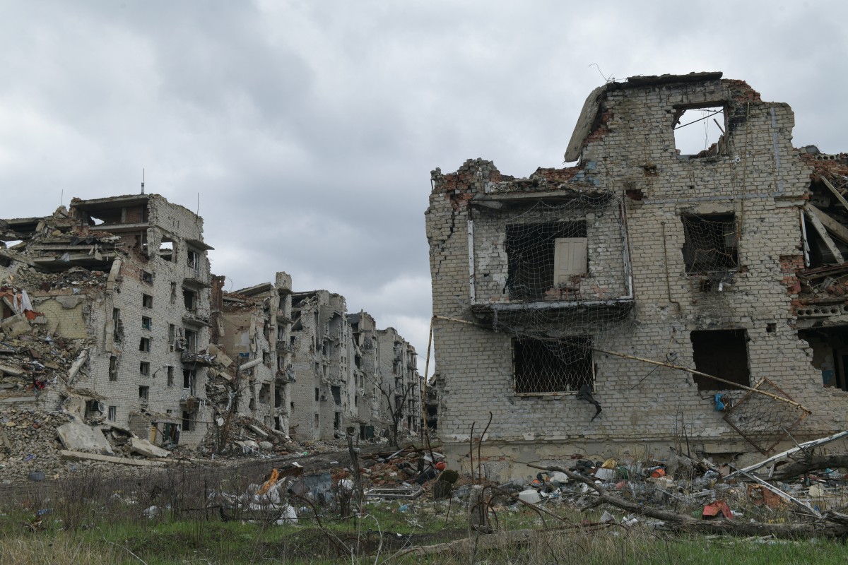 دمار في دونيتسك (ا ف ب)