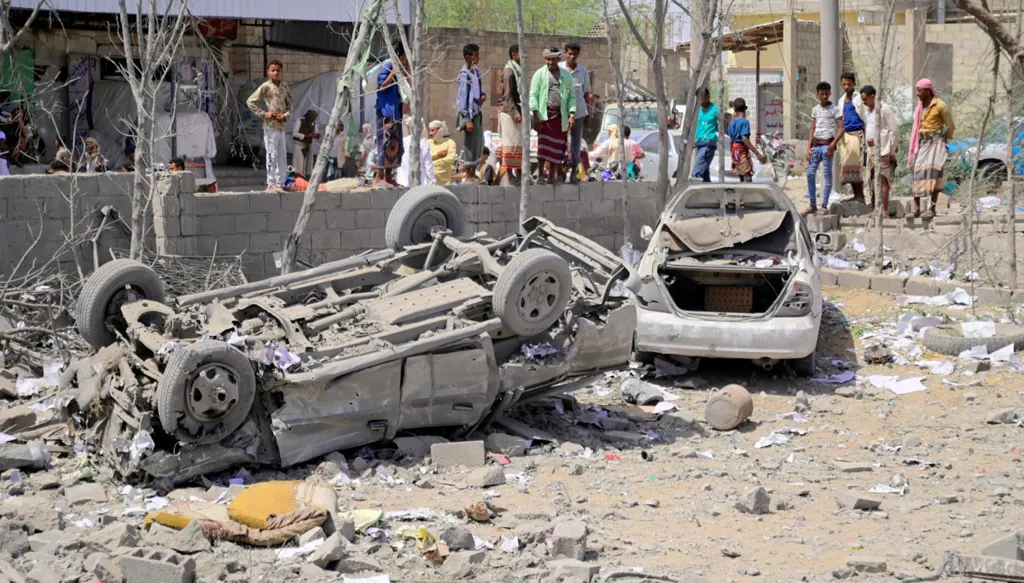 ترامب ينشر مقطع فيديو لضربة قال إنها استهدفت الحوثيين في اليمن