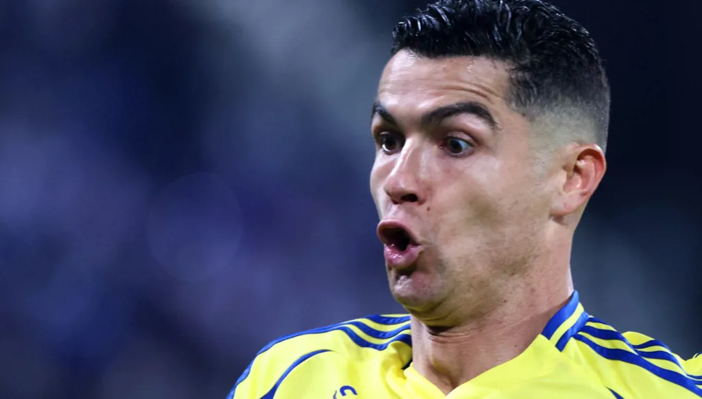 رونالدو يتحرك خلف الكواليس لضم لاعب مانشستر يونايتد