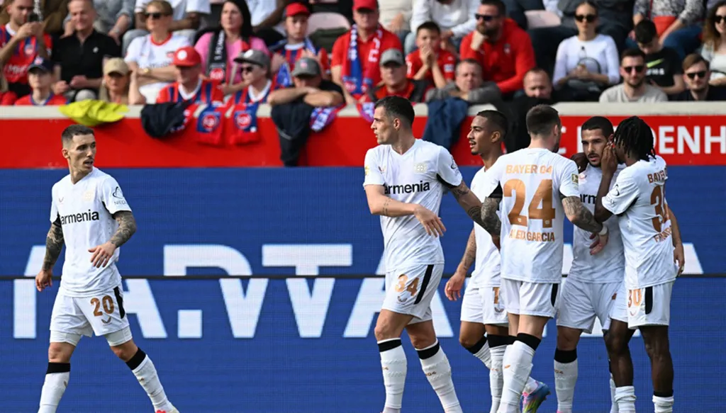 ليفركوزن يواصل الضغط على بايرن ميونيخ