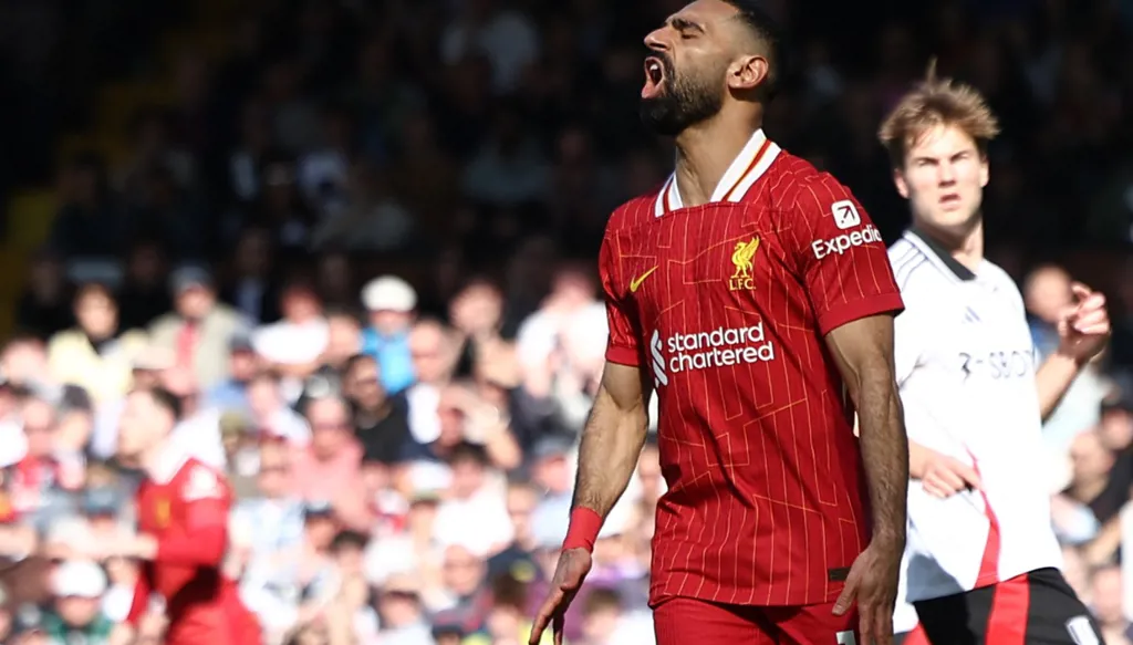 بفرحة التجديد لمحمد صلاح: ليفربول يقترب أكثر من اللقب التاريخي