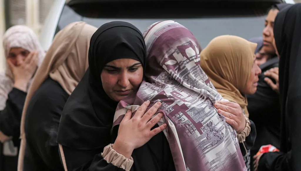 عباس لحماس: كفوا عن إعطاء الذرائع لإسرائيل... وارتفاع حصيلة الضحايا في غزة