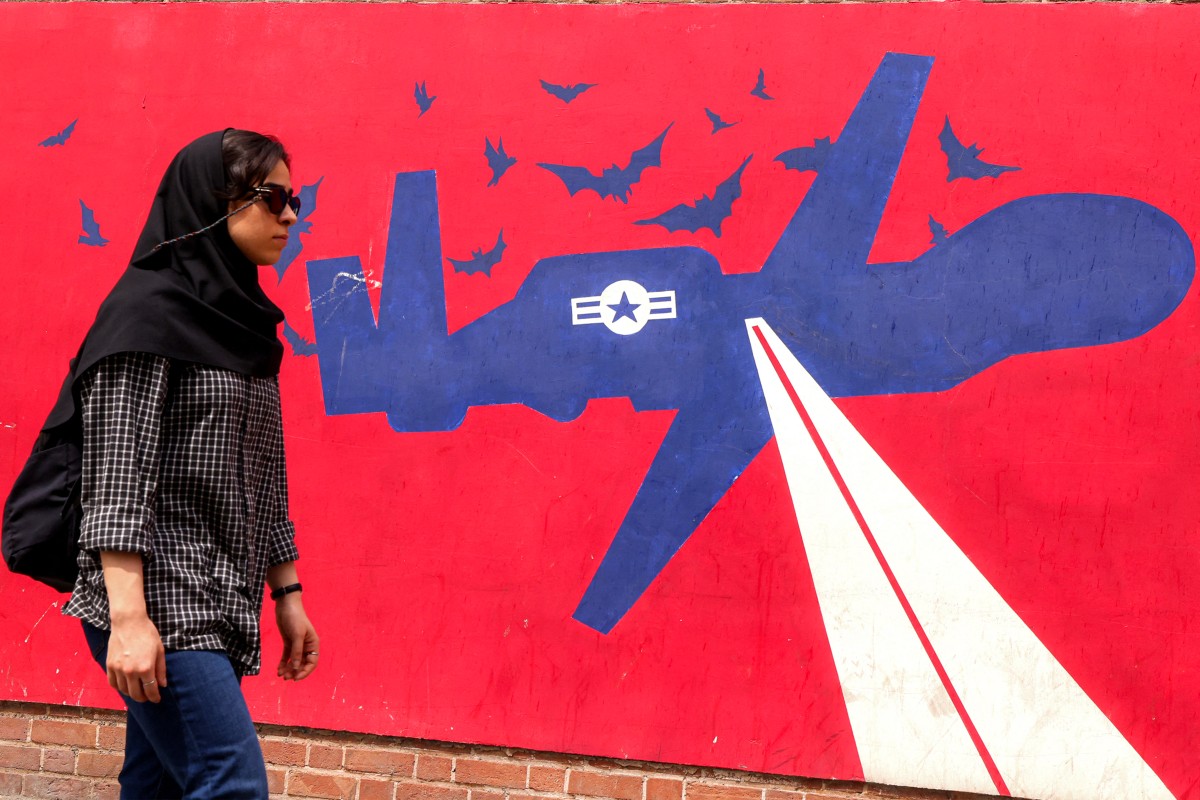 امرأة ايرانية في طهران (ا ف ب)