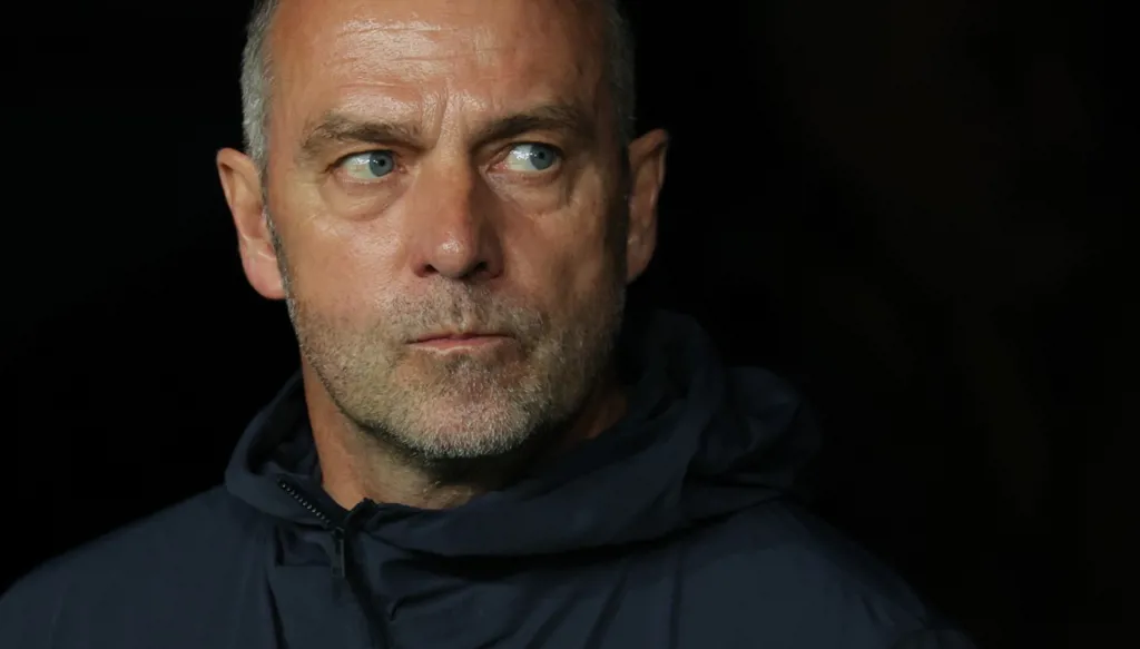 فليك يتطلع لمعادلة إنجاز مدرّب برشلونة الأسطوري