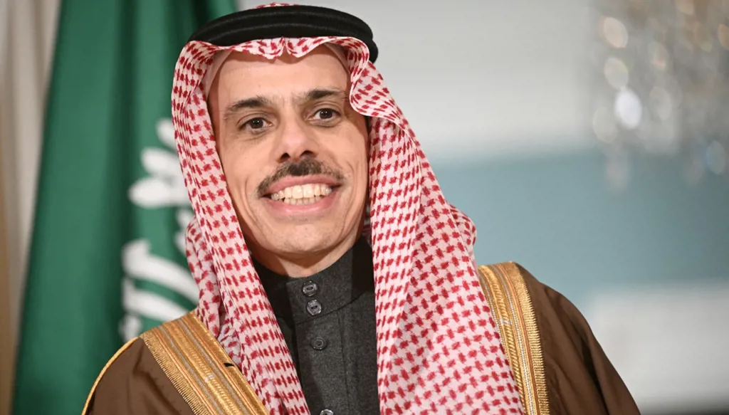 السعودية تطالب بممارسة "كافة الضغوط" على إسرائيل لدخول المساعدات إلى غزة
