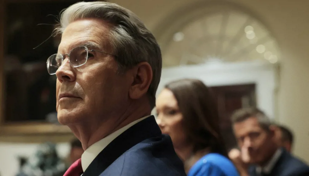 واشنطن تستهدف محطة تخزين نفط صينية ضمن عقوبات جديدة على إيران