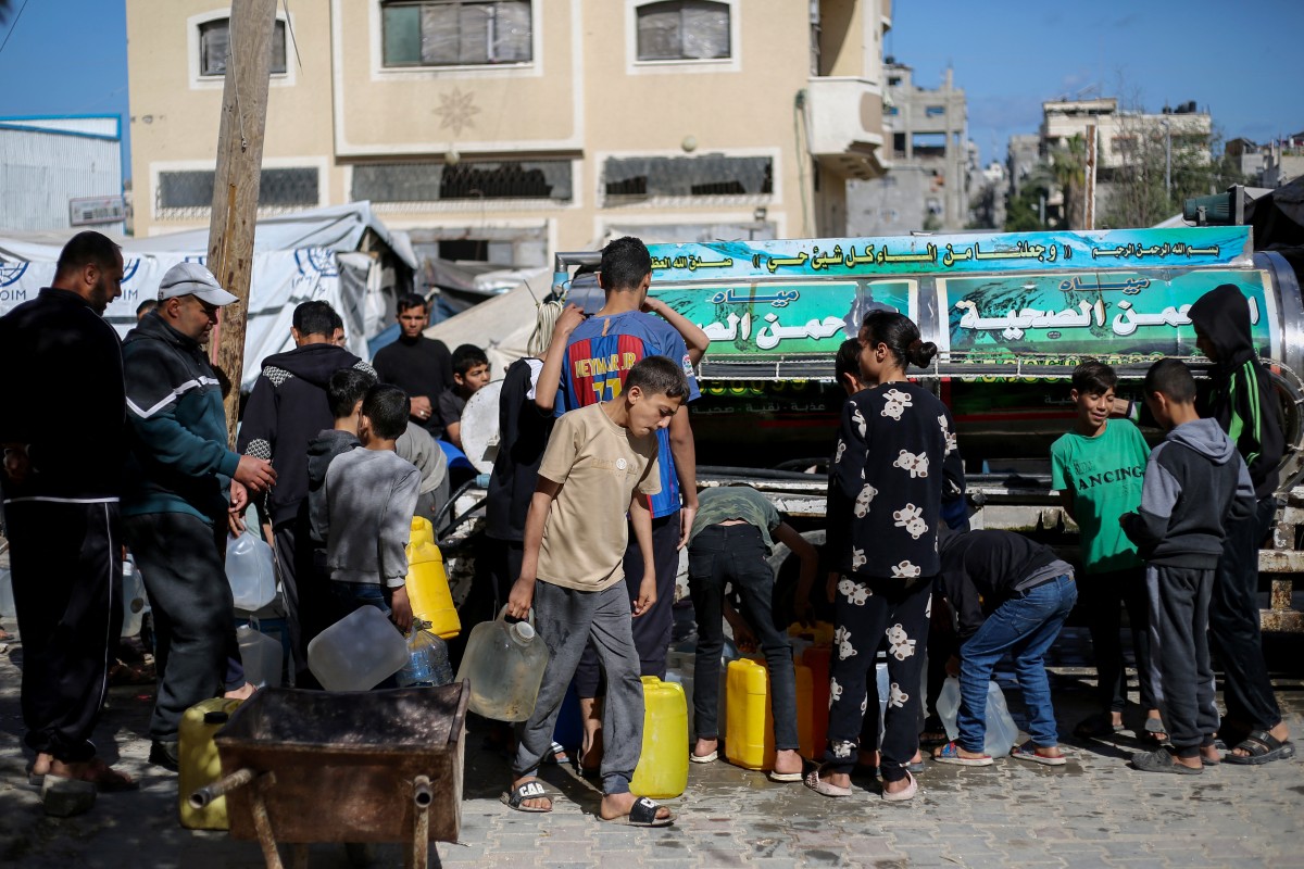 أطفال في غزة. (أ ف ب)