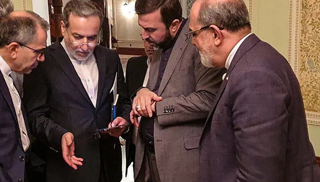 وزير الخارجية الإيراني سيتوجه إلى موسكو لمشاورات حول المحادثات النووية مع واشنطن
