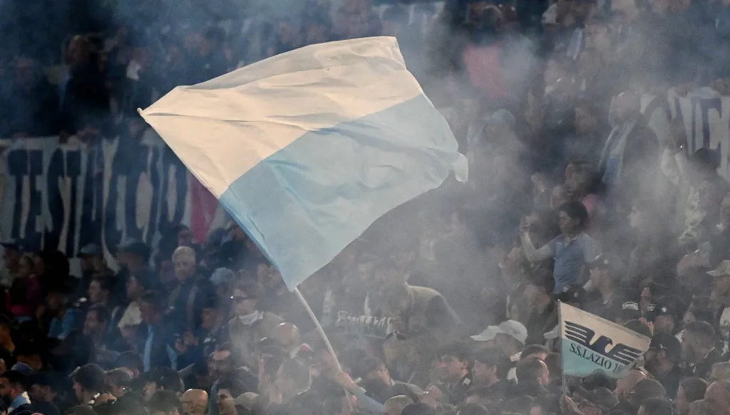 عقاب قاسٍ بعد شغب "دربي روما"