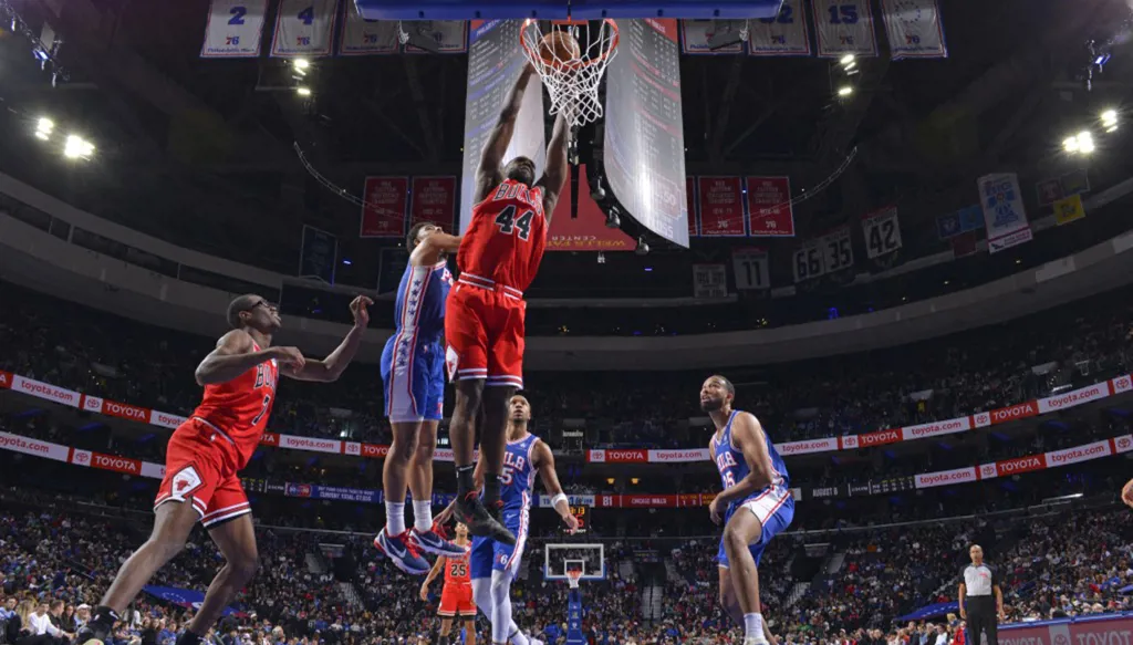 صدامات كبرى وملحق مشتعل... إليكم برنامج المعارك المنتظرة في NBA