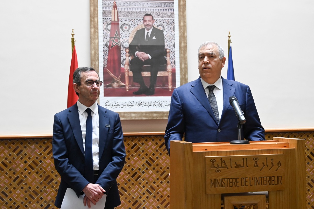 وزير الداخلية الفرنسي برونو روتايو ونظيره المغربي عبد الوافي لفتيت (ا ف ب)