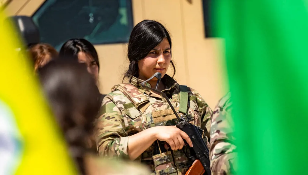 "قسد" بين التحالف ودمشق: كيف يُعيد الشرع رسم موازين القوى في سوريا؟