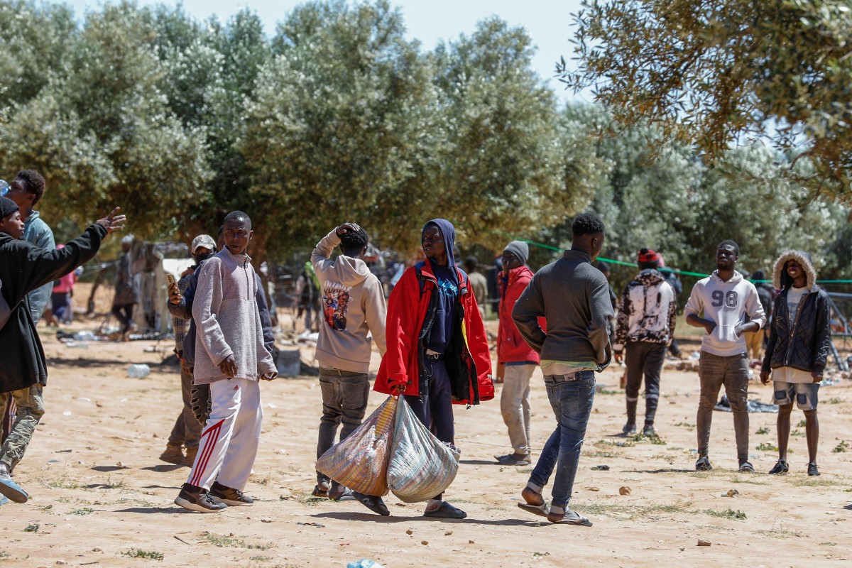 مهاجرون من افريقيا في تونس (ا ف ب)