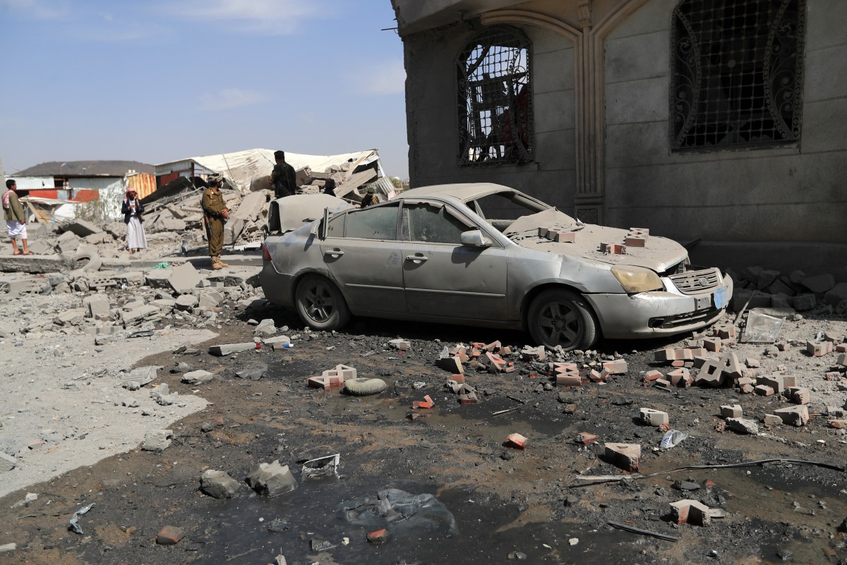 دمار جرّاء الغارات الأميركية في اليمن (أ ف ب).