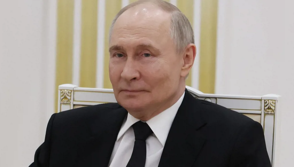 هل تهدّد "بارانويا" بوتين الوحدة الداخلية للنظام الروسي؟