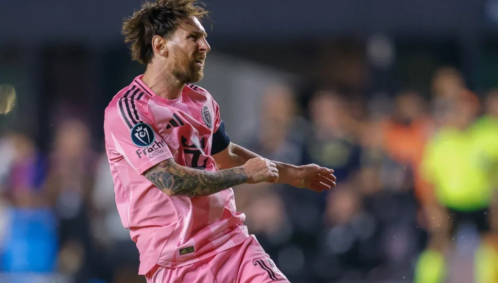 وداع قاسٍ لميسي ورفاقه من دوري أبطال كونكاكاف بعد خسارة مذلة