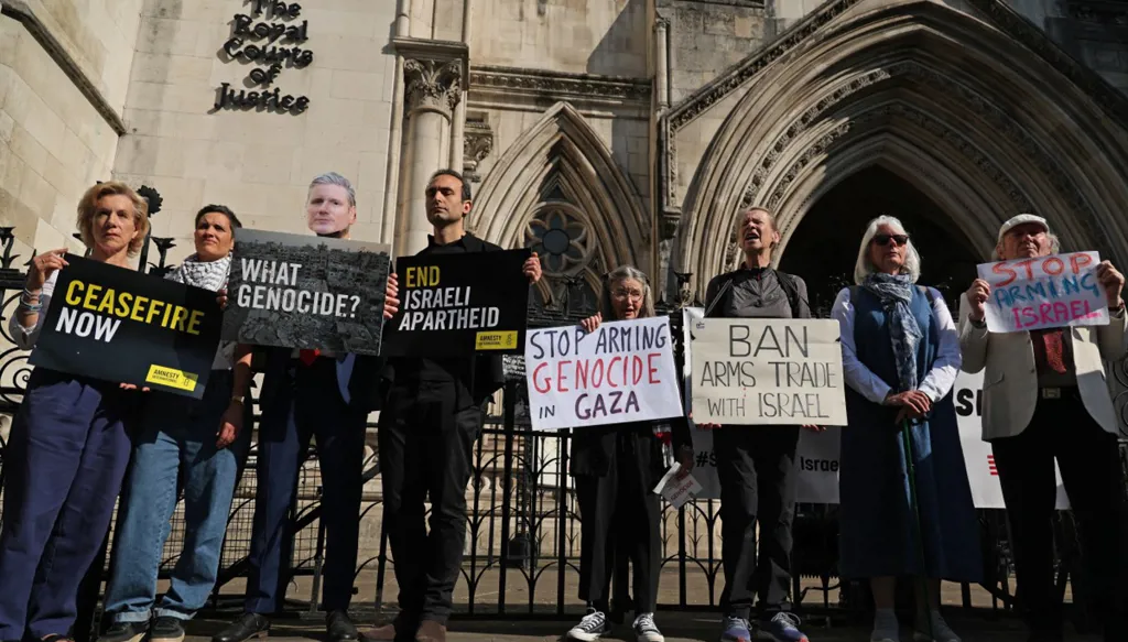 لندن تدافع أمام القضاء عن مواصلتها تصدير مكونات طائرات مقاتلة لإسرائيل