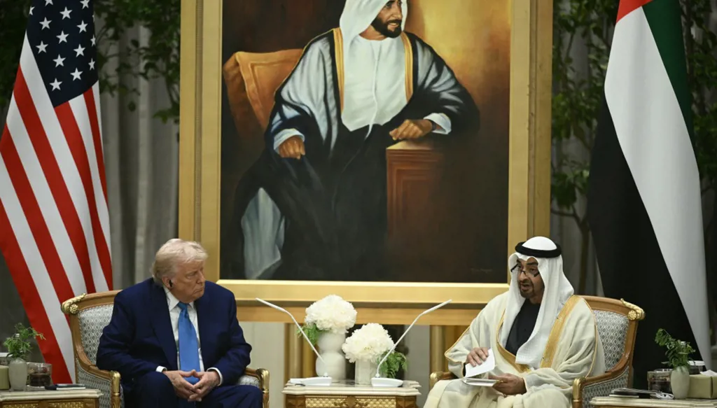 ترامب: أتطلّع إلى استضافة رئيس الإمارات في البيت الأبيض